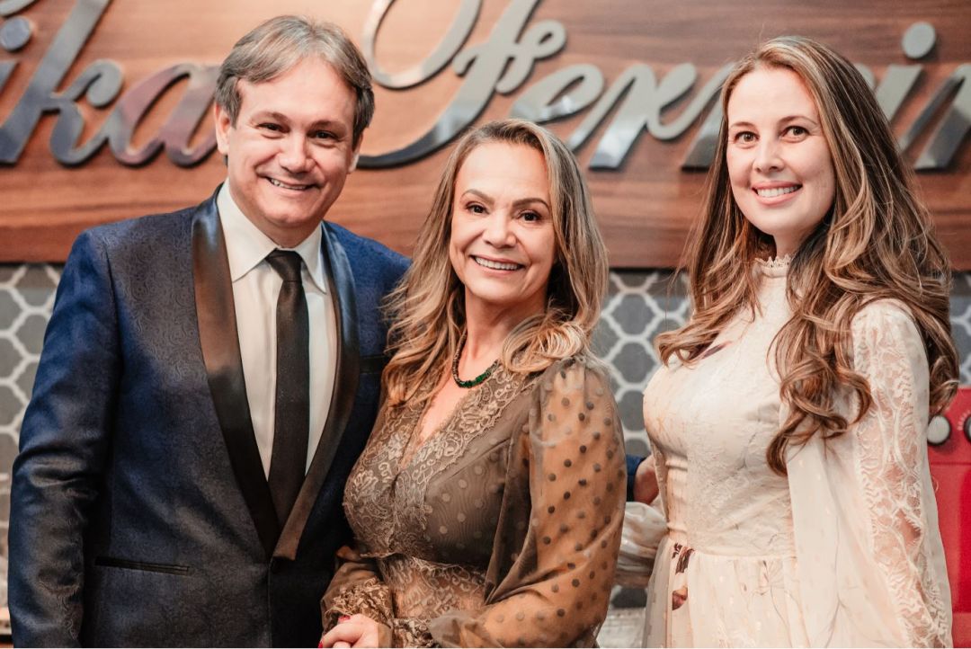 Moiss-Rocha-Kika-Ferreira-e-Camila-Mestre.jpg