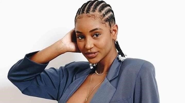 A jovem, de 24 anos, era designer de modas e estava grávida de três meses.